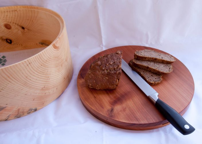 Brotdose mit Brotmesser + Schneidbrett3